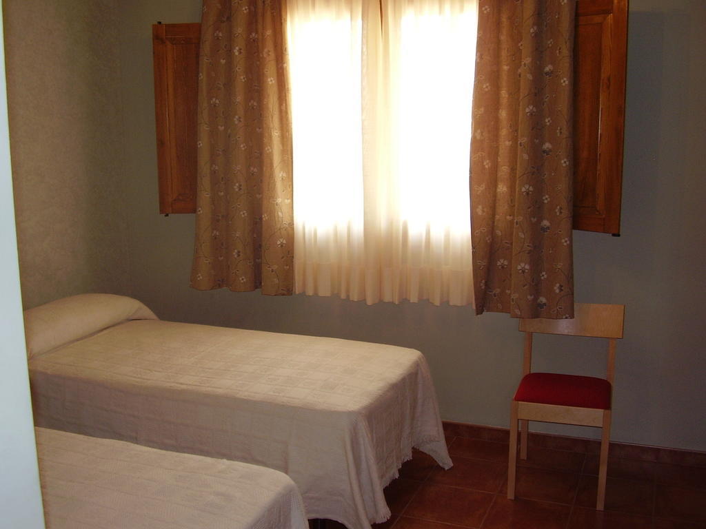 Casa De Los Diezmos Alborge Bilik gambar