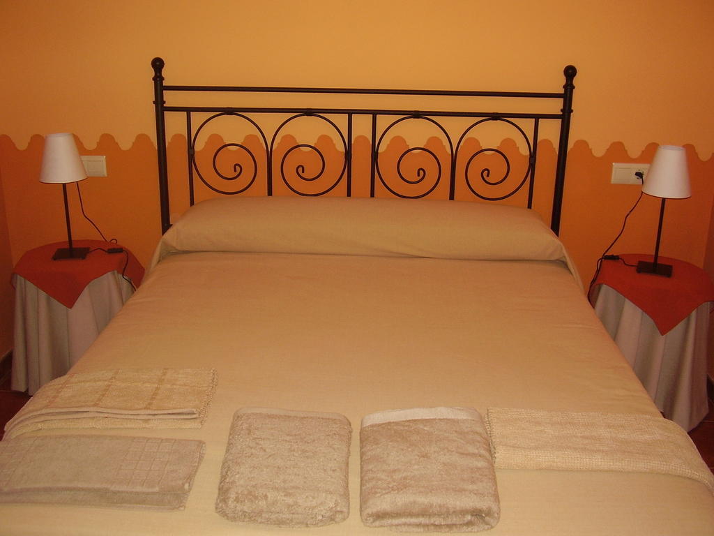 Casa De Los Diezmos Alborge Bilik gambar