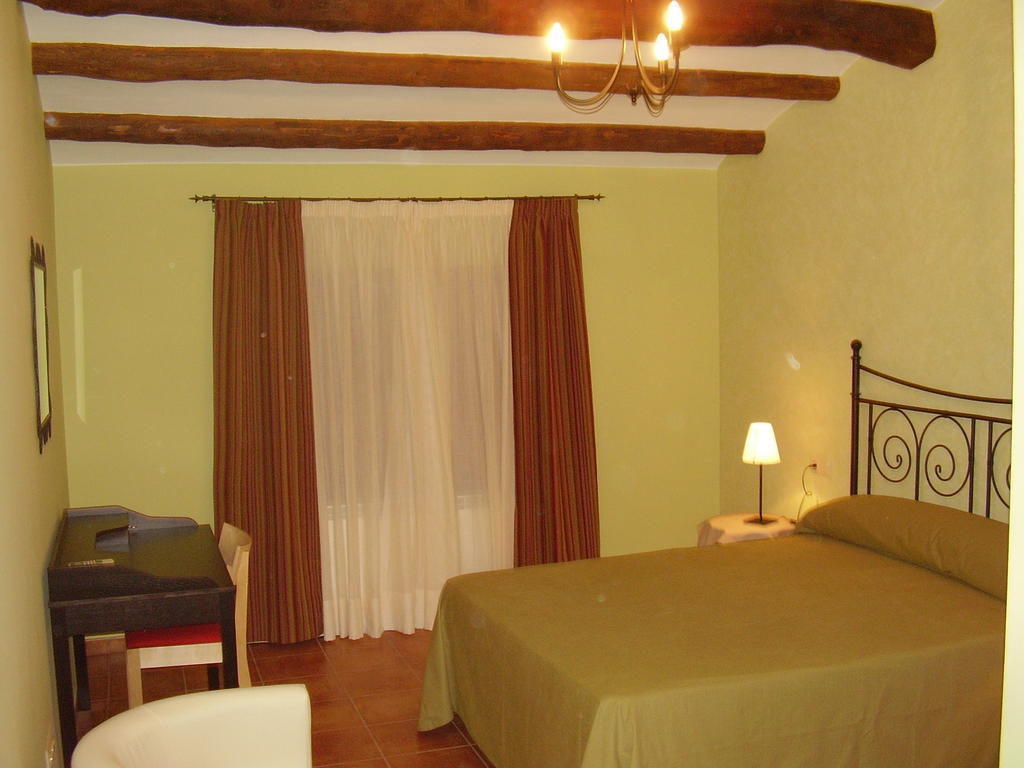 Casa De Los Diezmos Alborge Bilik gambar