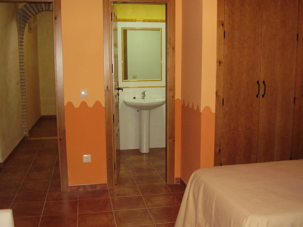 Casa De Los Diezmos Alborge Bilik gambar